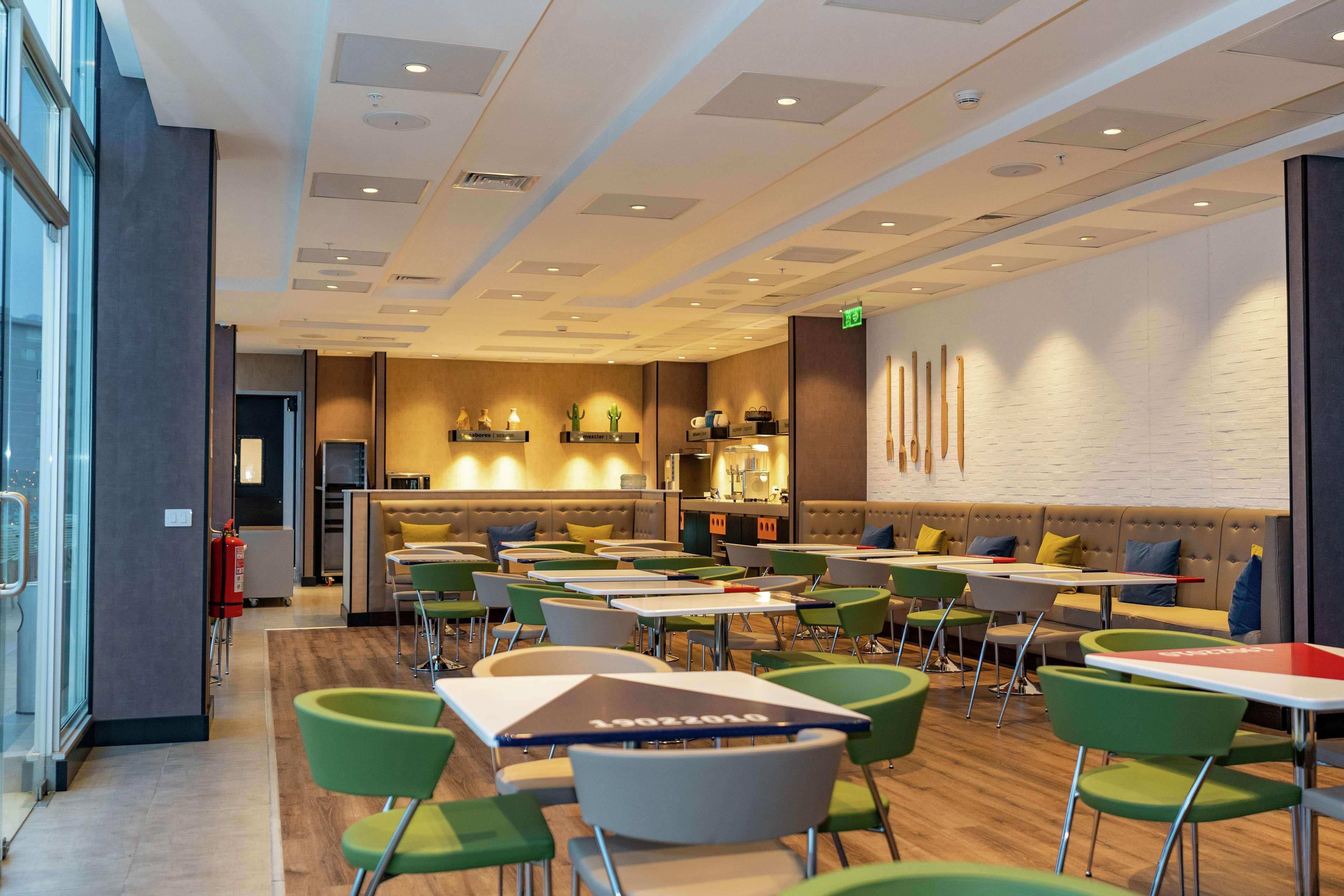 Hampton By Hilton Antofagasta Hotell Exteriör bild