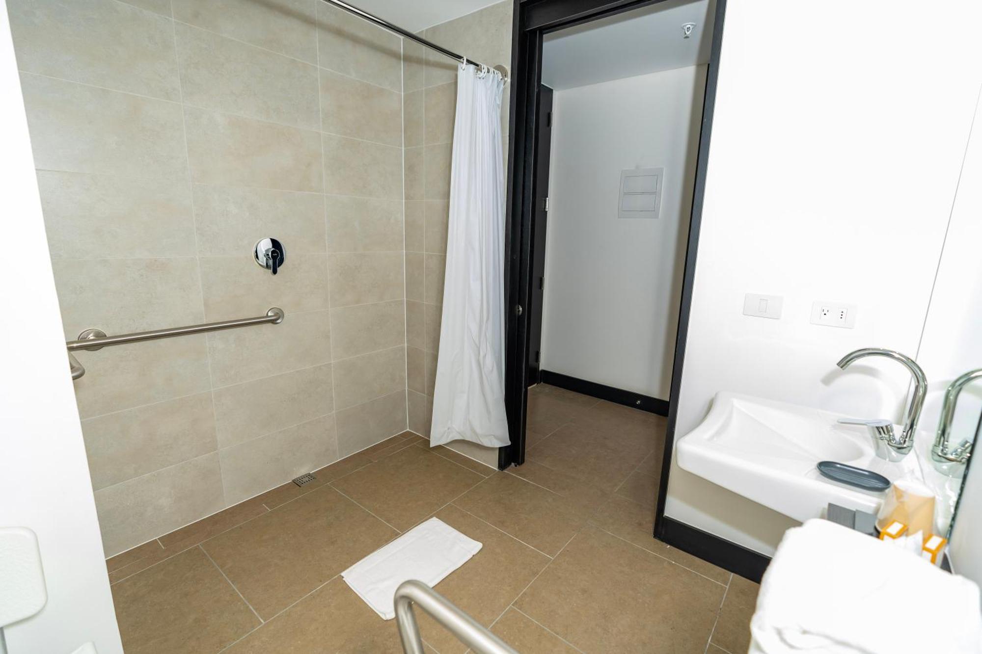 Hampton By Hilton Antofagasta Hotell Exteriör bild