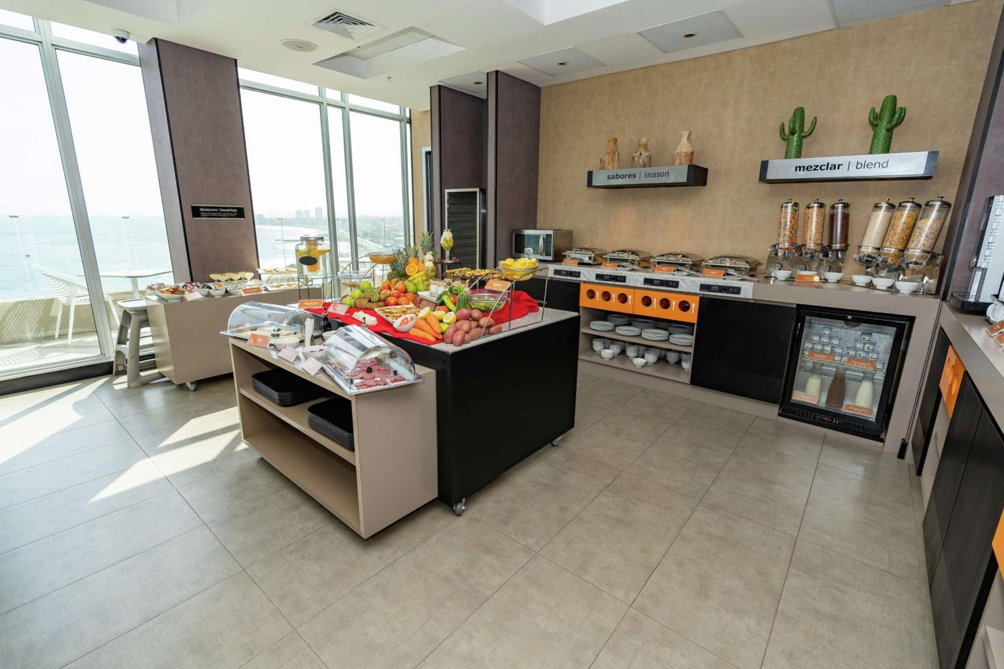 Hampton By Hilton Antofagasta Hotell Exteriör bild